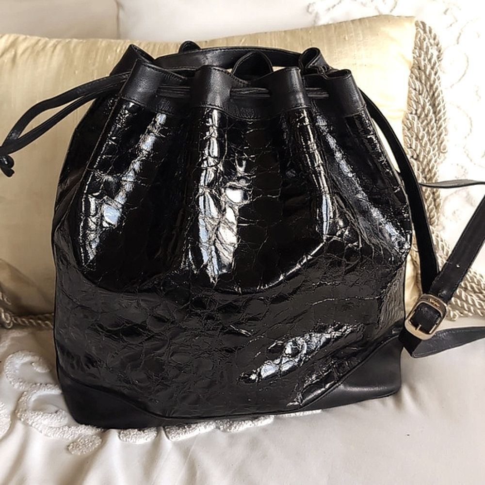 Vintge Salvatore Ferragamo Genuine Croc Black Leather Drawstring Bu…